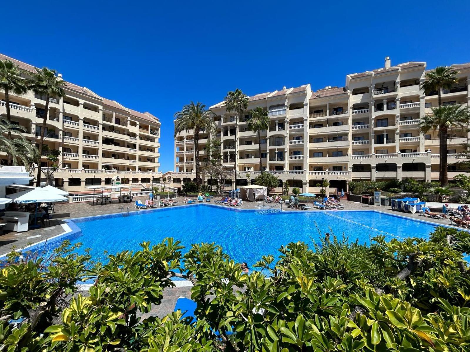Lovely 1 Bed Apartment In Castle Harbour C108 Los Cristianos  Zewnętrze zdjęcie